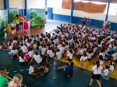 Pe A Miss O Natureza Apresentada Em Escolas Municipais De S