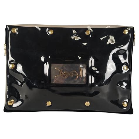 Yves Saint Laurent Logo Envelope Model Clutch Bag In Black Leather