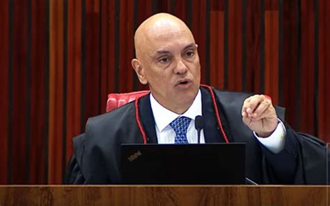 Ex Assessor De Alexandre De Moraes Nega Vazamento De Mensagem Pol Cia