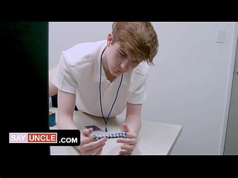 Parodia Porno Gay Severance Sexerance Parte 2 Twink Guapo Recibe Su Primera Polla SFW