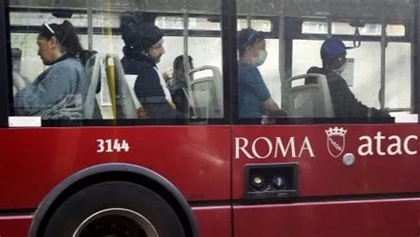 Roma Sciopero Dei Trasporti Adesione Del 25 Per Cento La Repubblica