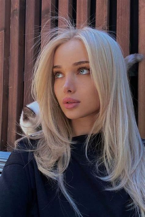 Platinum Blonde в 2023 г Идеи стрижки Идеи для окраски волос Цвет