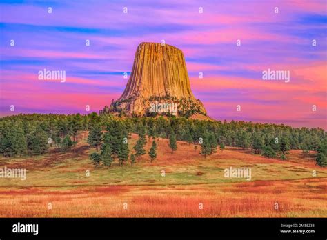 sunset over devils tower at devils tower national monument near hulett ...