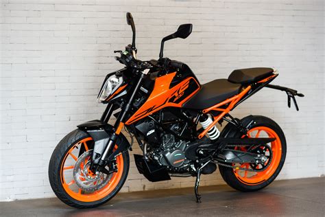 Ktm Duke 200 2023 Có Gì Hấp Dẫn Với Giá Gần 140 Triệu đồng