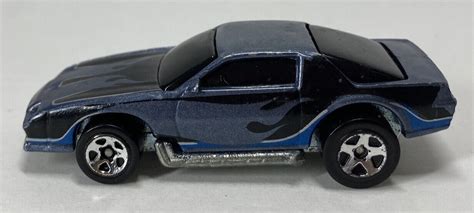 Hot Wheels Camaro Z Blue Flames Metallic Blue Black