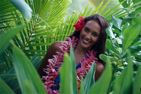 Miss Cook Island Tina Vogel Rarotonga License Image