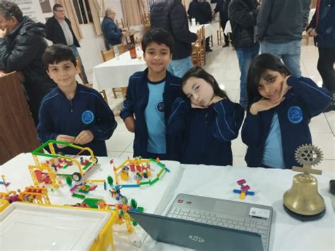 SUDOTEC ALUNOS DE ROBÓTICA FAZEM APRESENTAÇÃO NO ROTARY