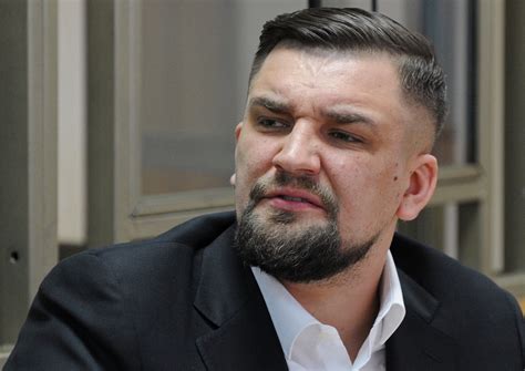 Рэперу Басте запретили въезд на Украину