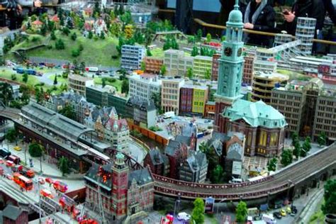 Miniatur Wunderland Hamburg In Hamburg Superbude