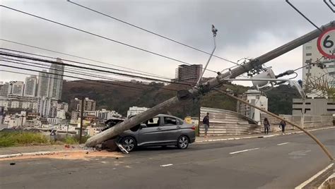 Motorista Derruba Poste E Deixa Quase Clientes Sem Energia Em Juiz