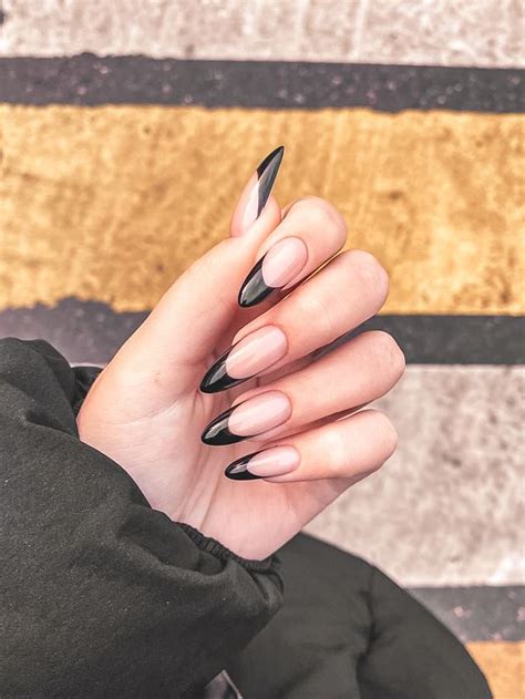 Pin Di Giulia Mallia Su Nails Unghie Idee Unghie Color Nude Unghie Con French Manicure