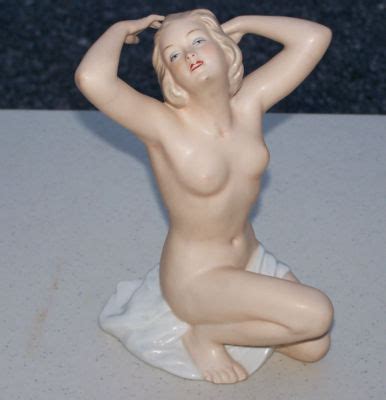 8 1 2 HUTSCHENREUTHER NUDE LADY FIGURINE BY ARTIST STEINER Antique