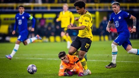 Borussia Dortmund ganó un partidazo se llevó la ida por el gol de