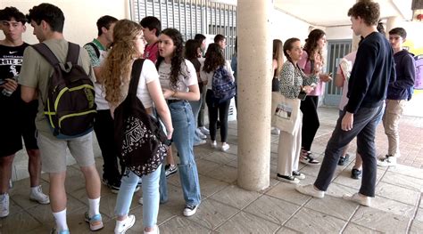 122 Alumnos Y Alumnas De Los 3 Institutos Se Enfrentan A La EVAU En