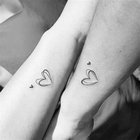 Tattoo De Casal Pequena - Encontre a tatuagem de casal pequena ideal para vocês. São várias ...