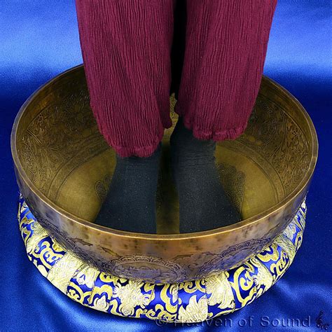 Giant Tibetan Singing Bowls Large Variety Only At Heaven Of Sound