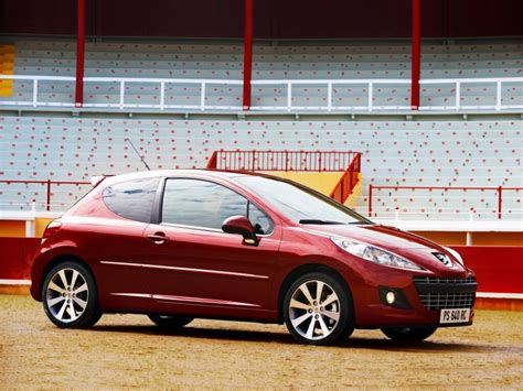 Пежо 207 технические характеристики. Peugeot 207 комплектации и цены фото