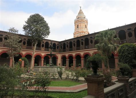 Santo Domingo Convent Museum