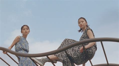 📸 画像：ropÉ Picnic『だれ と どこ いく？』篇｜芳根京子＆玉井詩織、素の笑顔全開！『ropÉ Picnic』新web動画