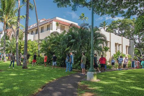 Voters Endure Long Lines To Cast Ballots Honolulu Star Advertiser