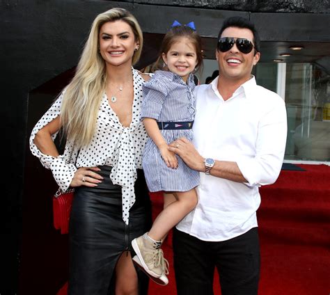 Foto Valentina Filha De Mirella Santos E Ceará Prestigiou