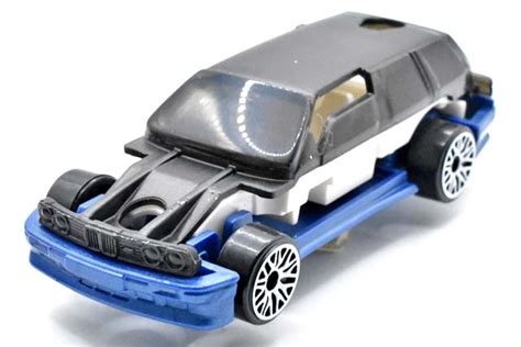 BMW M3 WAGONのレビュー架空のM3版ステーションワゴン HRY67 Hot Wheels 情報まとめ ホットウィール にわかマニア
