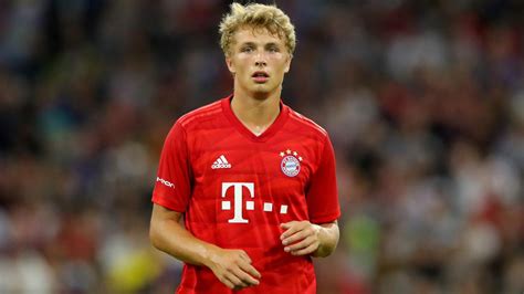 Bayern Munich S Jann Fiete Arp Injured Two Days After Returning To