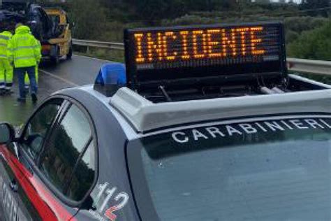 Scontro Fra Due Auto Nel Bolognese Un Morto E Due Feriti Notizie