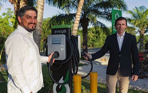 Eden Roc Cap Cana Se Suma A La Movilidad Eléctrica De La Mano De Evergo