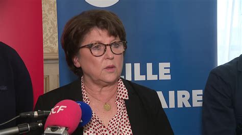 Martine Aubry Remanie Son Conseil Municipal Et Installe Son Ancien