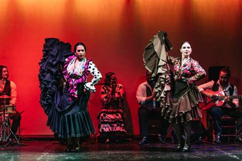 Barcellona Spettacolo Di Flamenco Al Teatro City Hall GetYourGuide