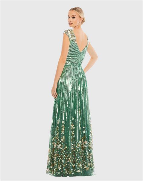 Sequin And Floral Embellished Evening Gown Mac Duggal