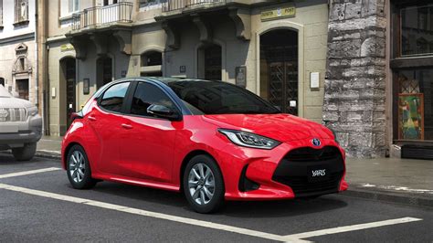 Novo Toyota Yaris Evolui Na Europa E Envelhece Modelo Nacional