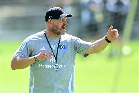 Baumgart Trotzt Den Kritikern Neue Nachwuchs Ma Nahme Im Hsv Training