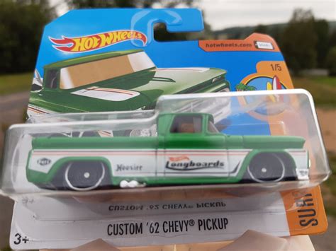 Hot Wheels Custom 62 Chevy Pickup Vihreä Maurin Makasiini Vanhan Tavaran Kauppa