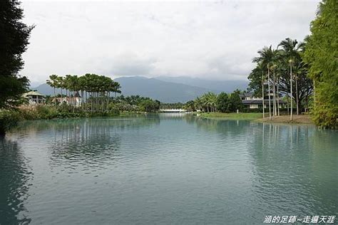 花蓮壽豐｜雲山水夢幻湖：超夢幻蒂芬妮顏色湖水，美麗的跳石瀑布步道，絕美落羽松秘境 輕旅行