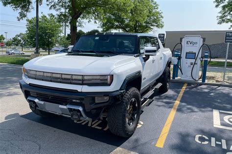 The Overachieving EV: A GMC Hummer Pickup? | Cars.com