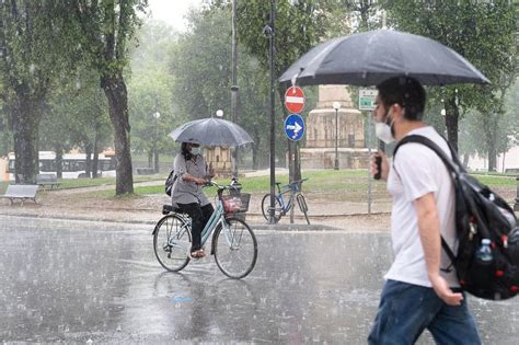 Veneto Maltempo In Arrivo Forti Rovesci E Grandinate Sui Rilievi