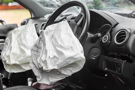 If Airbags Did Not Deploy In An NYC Car Accident Is The Car Company