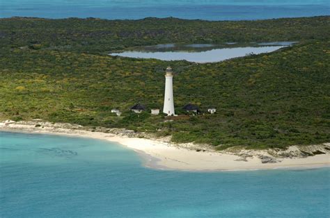 Castle Island Light Lighthouse in AC, Bahamas - lighthouse Reviews ...