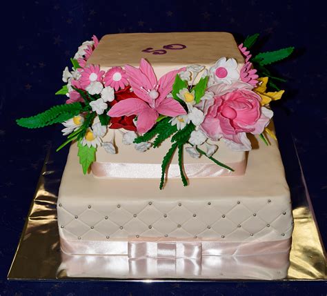 Narodeninová torta s kvetmi na 50tku