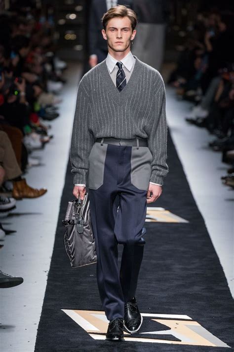 Fendi Fall 2019 Menswear Fashion Show | Mens fashion winter coats, Mens ...