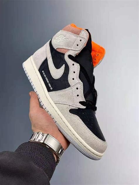 2021 New Drop Air Jordan 1 Retro High Og Neutral Grey Hyper Crimson