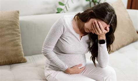 24th Week Pregnancy प्रेग्नेंसी के 24वें सप्ताह के लक्षण सावधानियां