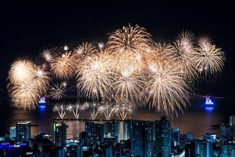 4일 부산불꽃축제 도시철도 증편경찰·소방 안전사고 예방 총력