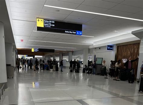 Passengers Now Showing Up At The Airport Before 5 Am To Get In Line For The Delta Sky Club