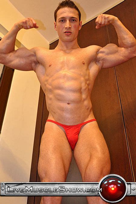 BodyBuilder Devon Brower At LiveMuscleShow Men 4 Men Live Gay Porn