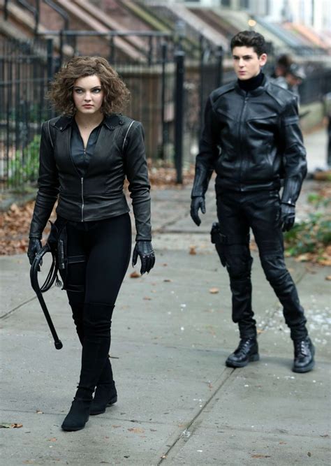 Index Of Wp Content Uploads Photos Camren Bicondova On The Set Of