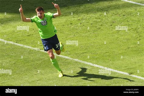 Hamburg Germany Th May Wolfsburg S Robin Knoche Celebrates