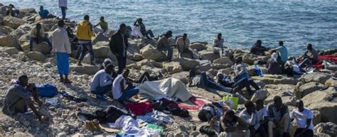 Migranti Unhcr 2016 L Anno Nero Del Mediterraneo 3 800 Tra Morti O